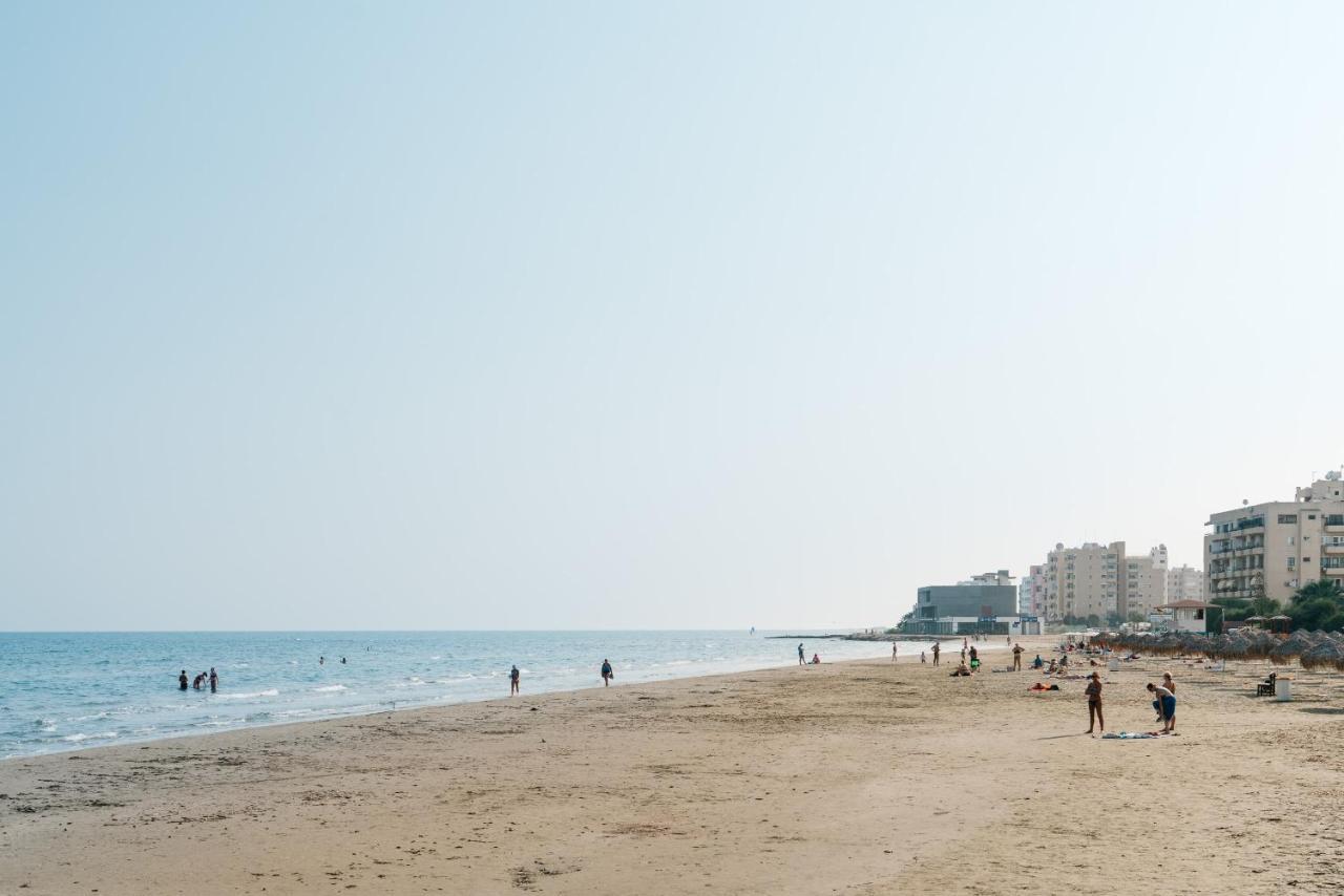 Seasunlove Apt. Apartment Larnaca Luaran gambar